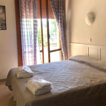 Отель Sansovino Bed And Car Флоренция Экстерьер фото